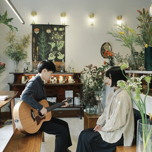 初中少女巨乳凸起图片
